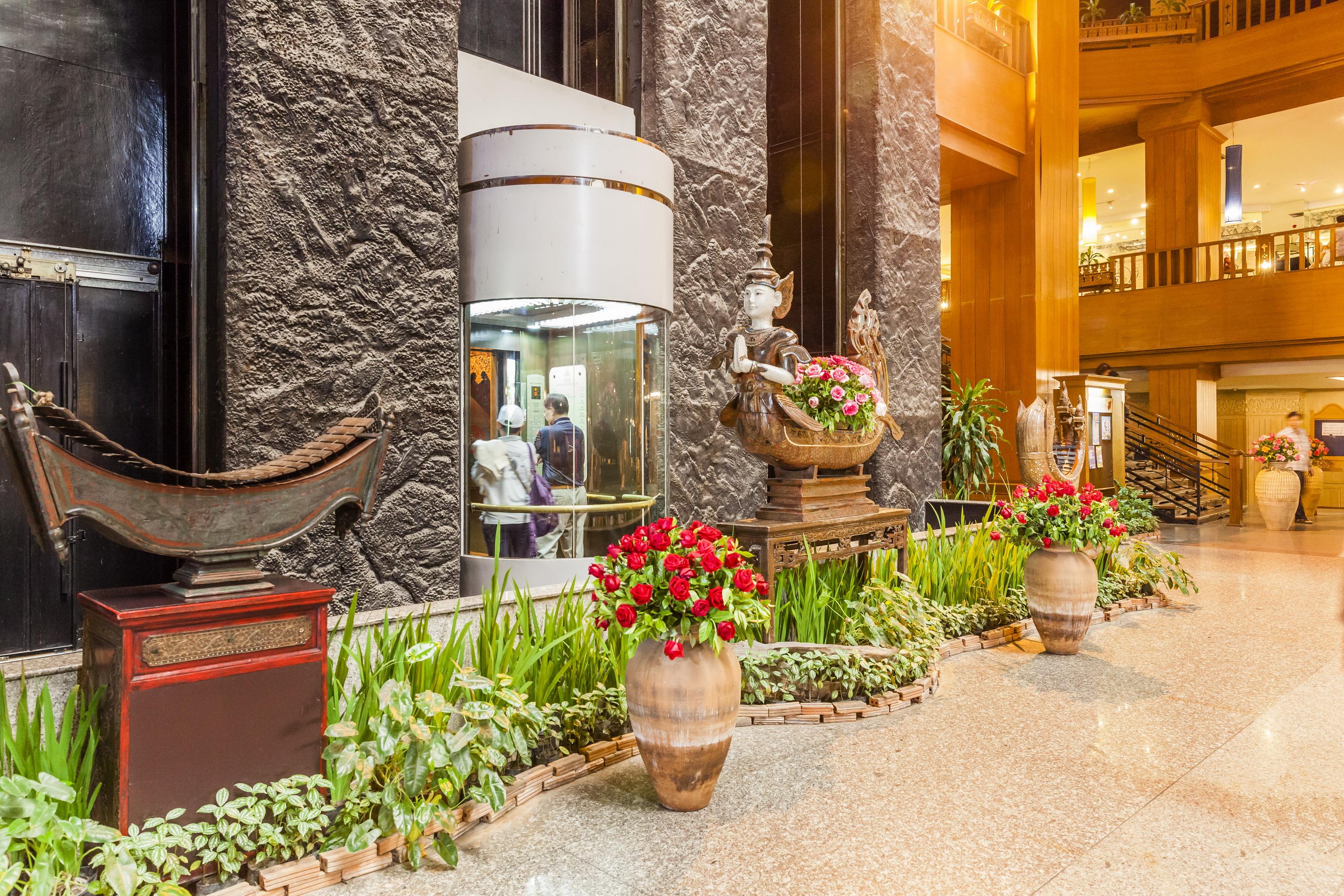 Lotus Pang Suan Kaew Hotel Chiang Mai Exteriör bild